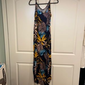 Perfect dress for beach vacation or honeymoon!